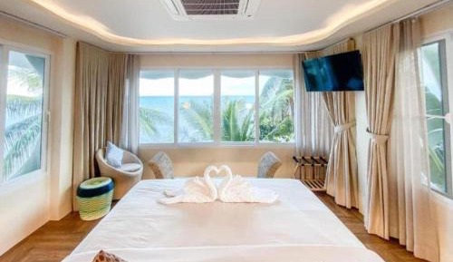 Studio with Sea View