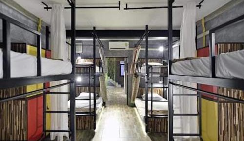 Bunk Bed in Mixed Dormitory Room