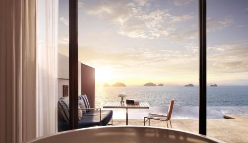 One-Bedroom Five Islands Pool Villa with View