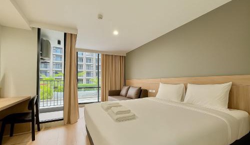 Double Room with Pool View