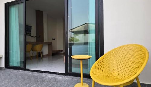 Twin Room with Pool View