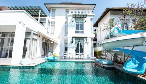Villa with Private Pool