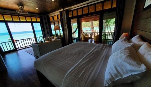 Deluxe Villa
