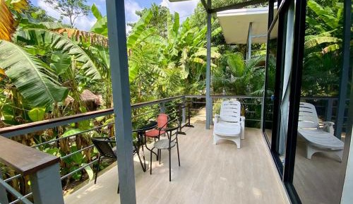 Bungalow with Patio