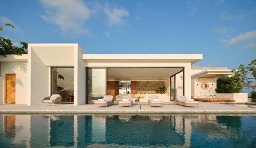 Three-Bedroom Oceanfront Pool Villa