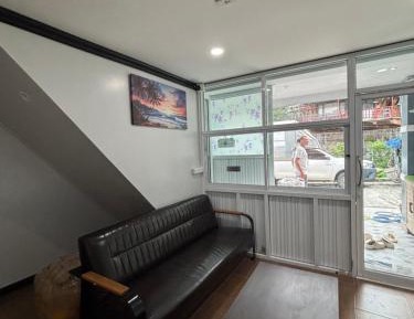 Single Room with Shared Shower and Toilet
