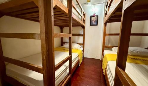 Mixed Dormitory Room
