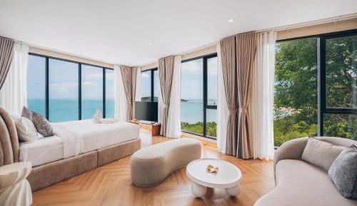 Studio with Sea View