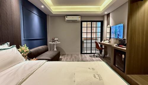 One-Bedroom Apartment