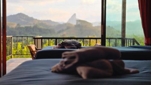 Twin Room with Mountain View