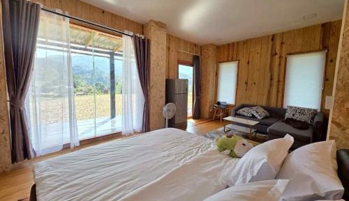 Quadruple Room with Mountain View