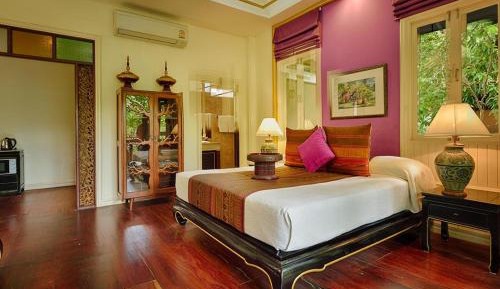 Gold Forest Upstairs Room with Near Pool View