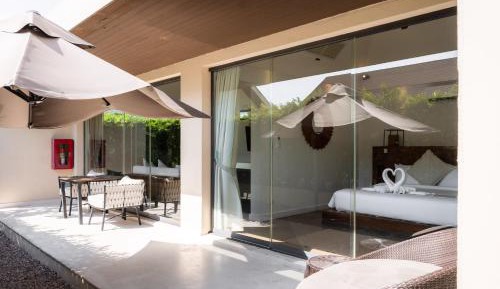 Jacuzzi Villa