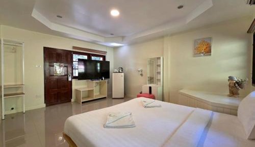 Standard King Room