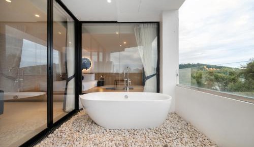 Junior Suite with Ocean View