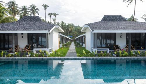 Villa - Beach Front