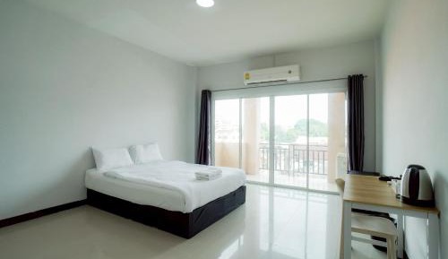 Queen Room with Balcony