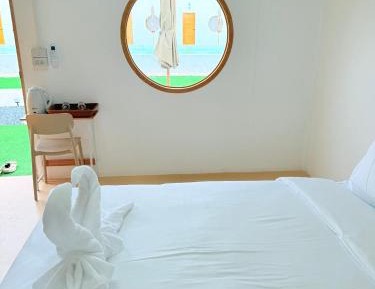 Double Room with Pool View