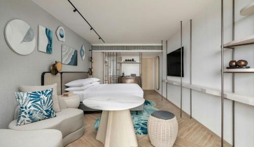Premium Deluxe, Guest Room, 1 King, Sea View, Balcony