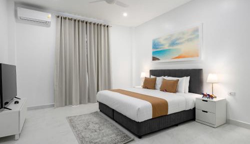 Honeymoon Suite