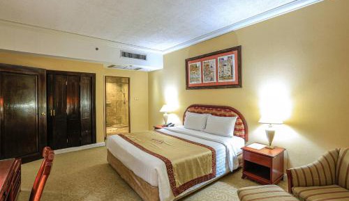 Executive Suite
