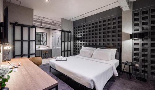 Executive Suite