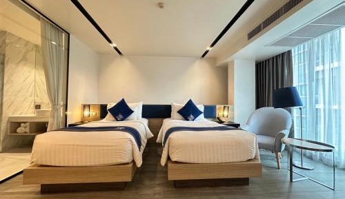 Deluxe Twin Room