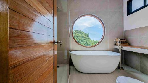 Three-Bedroom Apartment with Sea View