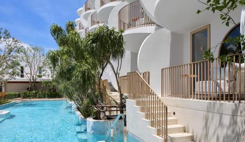 Deluxe Twin Room - Pool Access