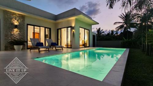 Deluxe Villa