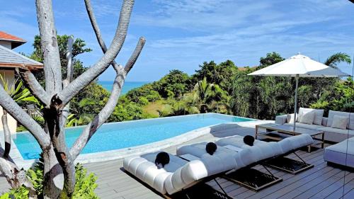 Villa with Sea View