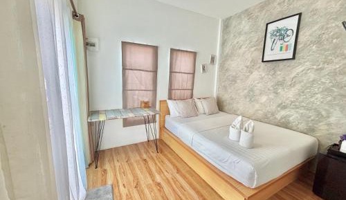Queen Room