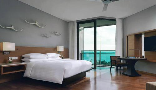 Premier King or Double Room with Ocean View