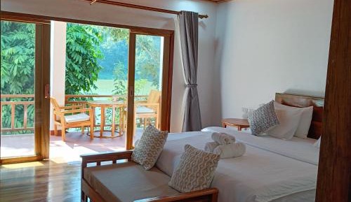 King Room with Lake View