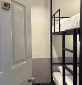 Bunk Bed in Mixed Dormitory Room