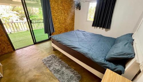 Queen Room with Garden View