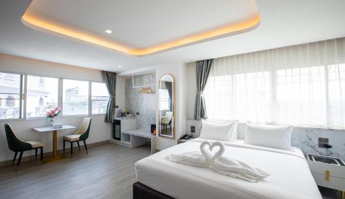 Standard King Room