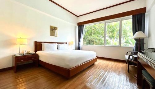Superior King Room
