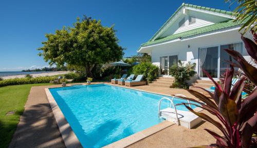 Villa - Beach Front