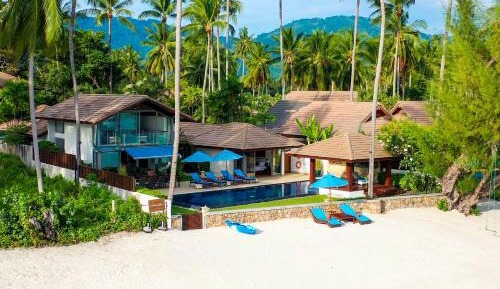 Villa - Beach Front