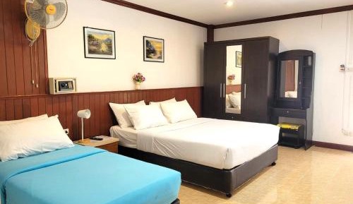 Deluxe Triple Room with Balcony