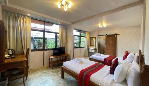 Deluxe Twin Room