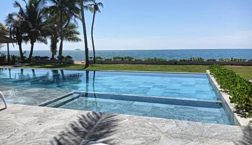 Bungalow with Sea View