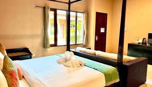 Superior King Suite