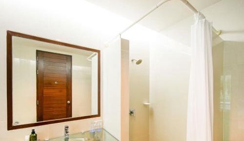 Deluxe Stairway Room