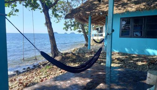 Bungalow with Sea View