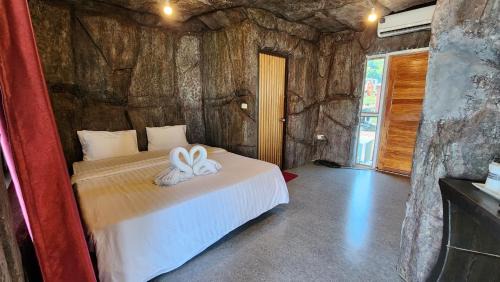 Double Room with Lake View
