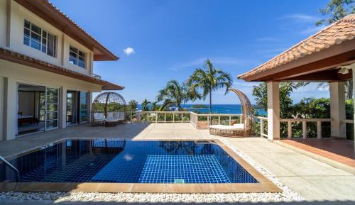 Villa with Sea View