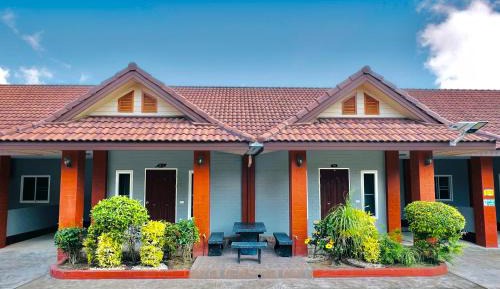 Family with 3 bedrooms 