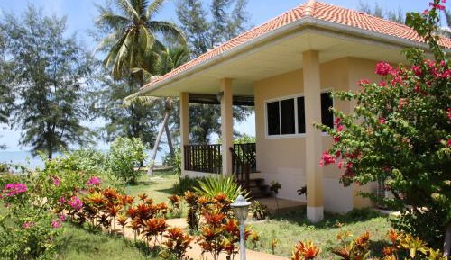 Bungalow - Beach Front